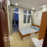 Căn Hộ Studio Tách Bếp, Ban Công Rộng Ngay Đại Học Hutech Đường Ung Văn Khiêm Bình Thạnh