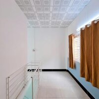 Nhà lầu hoàn công cách trường đại học Cần Thơ 500m