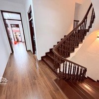Hoàng Liên Ô Tô Đỗ Cửa Tặng Nội Thất Giá Đầu Tư 75M -4 Tầng - Giá Bán 6.4 Tỷ