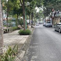 Biệt Thự Việt Hưng, Siêu Vị Trí Cực Vip, Vỉa Hè Rộng, Đường 15M: Diện Tích: 235M; 4T; Mt13M