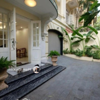 Villa Phong Cách Pháp Tại Tây Hồ - Sát Hồ Tây - Lô Góc 3 Thoáng - 160M2 - Giá Chỉ 65 Tỷ