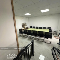 Bán Nhanh Toà Nhà Vp Phố Vip Quận Long Biên-130M2-Mt 7M- Thang Máy- Sẵn Dòng Tiền Ổn Định