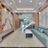 Nhà 3 Lầu Gần Làng Đại Học Quốc Gia