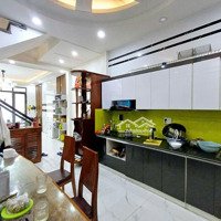 Nhà Cạnh Trường Đông Hải 1- Sau Nhà Mặt Đường.