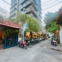Biệt Thự Vi Trí Kim Cương Giữa Trung Tâm Quận 1 ; 240M2 ( 12X22) _ 2 Tầng _ 125 Tỷ Thương Lượng