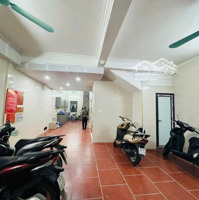 Một Trong Những Cỗ Máy In Tiền Đang Vận Hành Âm Thầm Giữa Lòng Hà Nội
