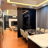 Bán Tòa Apartment Mới Tây Hồ View Hồ Tây, Sông Hồng Dòng Tiền 330 Triệu/Tháng Giá Bán 75 Tỷ