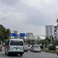 Bán Mảnh Đất Hiếm Ngay Phố Hoàng Như Tiếp(Cách 5M Ra Mặt Phố) Ô Tô Vào Đường Thông 109M2 Giá Bán 30 Tỷ