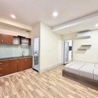 Cho Thuê 2 Phòng Ngủ- 2 Vệ Sinh| Full Nội Thất , Thang Máy, Bảo Vệ, Free 4 Xe_Gần Cv Lê Văn Tám Q1_Trống Sẵn