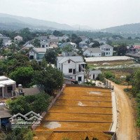 Bán Đất Ở Đông Yên, Quốc Oai, Hà Nội
 Giá Bán 2,7 Tỷ,Diện Tích100M2 Fun Đất Ở , Đường Thông Rộng 6M