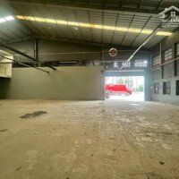 Cho thuê kho 1000m2 đường Phạm Văn Đồng, Thủ Đức