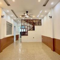 Cần bán gấp nhà Ngọc Thụy Long Biên 48.5m 4T MT4m chỉ hơn 8 tỷ ngõ ô tô, kinh doanh