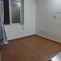 Chính Chủ Cho Thuê Căn Hộ Chung Cư Ngõ 83 Ngọc Hồi, 69M, 2 Phòng Ngủ 2 Vệ Sinh Đồ Cơ Bản, 7,5 Triệu, Mtg
