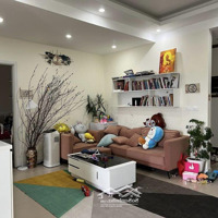 Bán Chcc Ct3C -X2 Bắc Linh Đàm -Diện Tích71M2 3 Ngủ 2 Wc. Giá Bán 4,35 Tỷ Liên Hệ: 0983873848