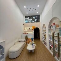 SANG NHƯỢNG SPA ĐẸP LUNG LINH TẠI BÀN CỜ, QUẬN 3 - CƠ HỘI VÀNG CHO CHỦ MỚI!