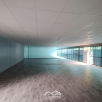 Cho Thuê Mbkd Đường Tôn Thất Thuyết, Cầu Giấy, Hn.diện Tích440M2 1 Tầng,Mặt Tiền40M Sâu 11M. Giá 200K/M2/Th