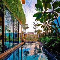 Chính Chủ Cần Bán Biệt Thự Hồ Bơi Nguyễn Văn Hưởng Q2 -Diện Tích18X24=443M2 - Nội Thất Nhập - Giá Bán 80 Tỷ