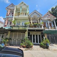 Nhà Phố Gần Ngã Tư Bình Thung P. Tân Đông Hiệp Tp. Dĩ An