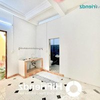 Cho Thuê 1 Phòng Ngủ Giá Rẻ - Siêu Thoáng Ngay Hoàng Hoa Thám , Etown Cộng Hoà
