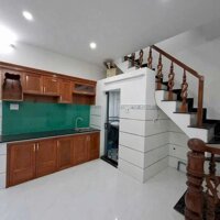 Nhà 3/ Lê Đình Cẩn, Tân Tạo dt 24m2 1 lầu 2pn 2wc giá 2,32 tỷ