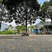Bán Đất Nguồn Kín Đường D7Hòa Phú Thành Phố Mới Bình Dương 300M2 Giá Bán 5 Tỷ 300 Triệu Liên Hệ: 0965 133 685