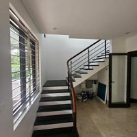 Cho Thuê Shophouse Ecopark Hoàn Thiện Đẹp .Hải :0704725555