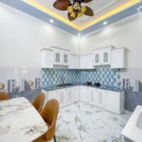 Bán Nhà Lầu Mới Hẻm Giáp Khu CBGV Đại học Cần Thơ
