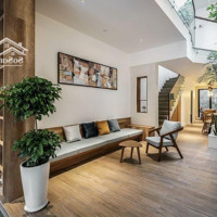 Bán Nhà Ngang Lớn 8,8M Tại Huỳnh Văn Bánh, Phường 11, Phú Nhuận Dtcn: 117,8M2 Giá Chỉ 19,5 Tỷ Tl