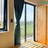 Ban Công Cửa Sổ Thoáng-Đường Lớn Đậu Oto-Đi Làm Q1-Q7-Sala Thuận Tiện