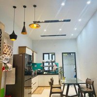 Bán Nhà C4 Mới Khu Chợ Liên Doanh Nguyễn Hữu Cảnh - P Thắng Nhất - Vũng Tàu
