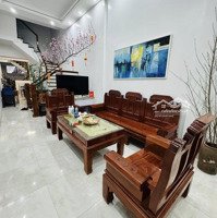 Bán Nhà Gần Phố Nguyễn Văn Huyên, Cầu Giấy, 5M Ô Tô, Ngõ Thông, Kinh Doanh, 10 Tỷ