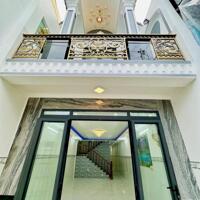 BÁN NHÀ LẦU MỚI NGAY CHỢ Cái RĂNG