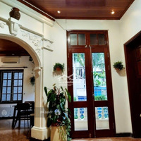 Bán Nhà Biệt Thự Đẹp 5 Tầng, 5 Phòng Ngủ 6 Vệ Sinhtại Xuân Diệu, Quảng An, Tây Hồ, Hà Nội, 81 Tỷ, 180M2