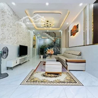 Bán Gấp Nhà Riêng Tại Trần Hữu Trang, Phường 11, Phú Nhuận. Giá Bán 2,89 Tỷ, 56 M2. Liên Hệ: 0904430105