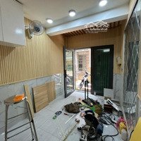 Thuê Nhà Nguyên Căn - 2 Phòng Ngủ 2 Vệ Sinh- Đầy Đủ Nội Thất Mới - Gần Cầu Vượt 3 Tháng 2 Q10 - Cam Kết Mới 100%