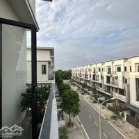 Shophouse Centa Diamond Đối Diện 3 Toà Chung Cư
