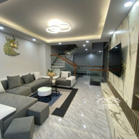 Bán Nhà Đường Trần Phú Gấp Do Đang Cần Tiền, Gần Trường Đại Học Sài Gòn, 60M2 Giá Bán 3 Tỷ 150