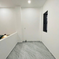 Chỉ 3 Tỷ 450. Bán Nhà 68M² Nguyễn Tri Phương Xây 1 Trệt 2 Lầu. Gần Dh Kinh Tế, Hẻm 6M. Sổ Riêng