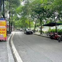 BÁN GẤP NHÀ PHỐ TRỊNH CÔNG SƠN LẠC LONG QUÂN TÂY HỒ 108M 3 TẦNG SÁT OTO GẦN HỒ NHỈNH 17 TỶ