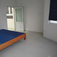 Cho Thuê Căn Hộ Khu Vực Ngã 5 Đại Học, Gồm 1 Phòng Ngủ, 1 Bếp, 1 Vệ Sinh Cửa Sổ Rộng Và Thoáng Nắng.