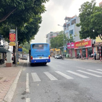 Duy Nhất Căn Nhà 42M2, Thành Trung Trâu Quỳ Thang Máy, Full Nội Thất Sát Vách Vinhome Cạnh Học Viện