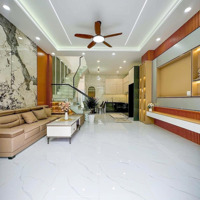 Cô Thuỷ Cần Bán Gấp Nhà! Đ. Cao Thắng, P.5, Q.3. Diện Tích: 70M2, Giá: 4.280 Tỷ, Kc: 1T 2L 4 Phòng Ngủ5Wc