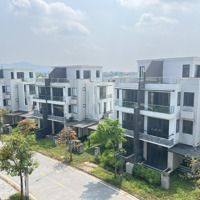 Bán Gấp Biệt Thự Tại Kđt Phú Cát City, Giá Đất 7,5 Tỷ,Diện Tích180M View Suối Thoáng Mát Liên Hệ: 0932341222