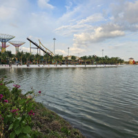 Cho Thuê Nhà Phố Sẵn Thang Máy, Máy Lạnh Giá Chỉ 25 Triệu Tại Vinhomes Grand Park. Liên Hệ: 0828030977