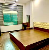 Cực hiếm. Bán nhà Khương Trung, Thanh Xuân. 42m2 x 5 Tầng. NGÕ THÔNG. Ô TÔ. Hơn 10 Tỷ.