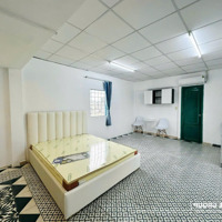 Cho Thuê Phòng Cửa Sổ Lớn Full Nội Thất Rộng 30M2 Ở Đoàn Thị Điểm Gần Ngã Tư Phú Nhuận, Q.phú Nhuận