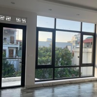 Rẻ. Nhà Vườn Mặt Phố View Thoáng Mênh Mông Vỉa Hè Đá Bóng 92M2 Chỉ 14.5 Tỷ