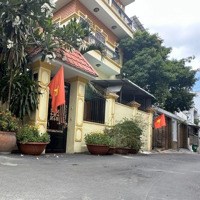 Bán Nhà Riêng Tại Lý Phục Man, 11,5 Tỷ, 65M2, 5 Phòng Ngủ 5 Vệ Sinh Nội Thất Gỗ Xịn, Giá Siêu Hời!