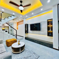 Bán Siêu Phẩm 4 Pn, 5 Vệ Sinhđường Xóm Chiếu Phường 14 Quận 4, Tp Hcm