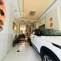 Chỉ Hơn 10.Xxx Tỷ . Sở Hữu Nhà Khu Ẩm Thức Q6 .Diện Tích4 X 17 . 3 Tầng . Đường Nhựa 12M